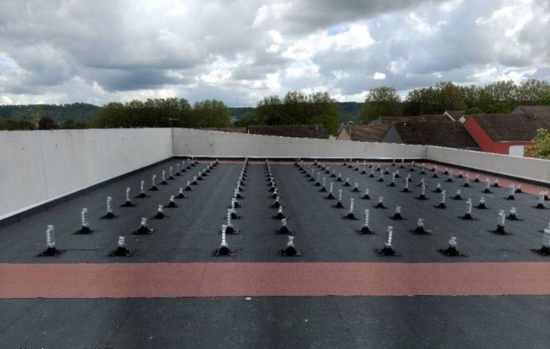 Entreprise d’étanchéité en Normandie : expertise en toitures-terrasses bitume et PVC