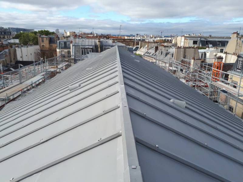RESTAURATION DES COUVERTURES ZINC ET ARDOISE DE L'HOTEL DU GÉNIE A PARIS (75)
