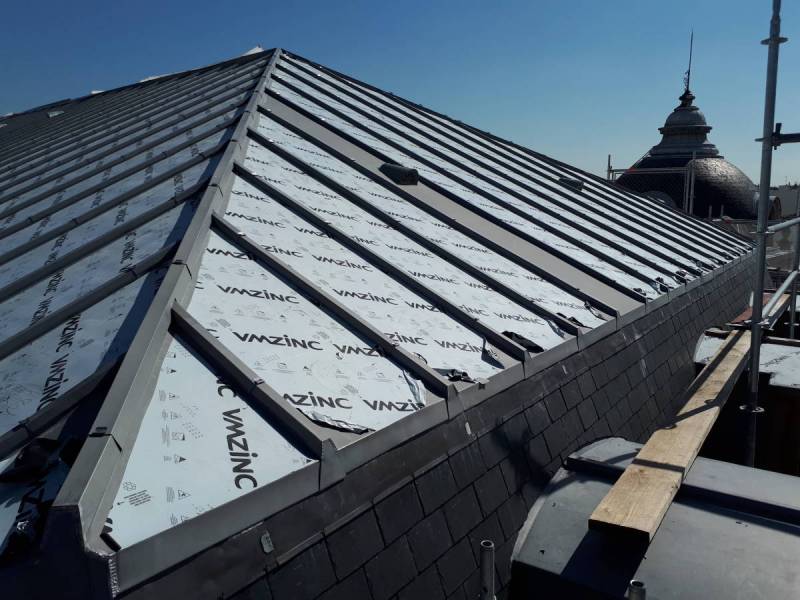 RESTAURATION DES COUVERTURES ZINC ET ARDOISE DE L'HOTEL DU GÉNIE A PARIS (75)
